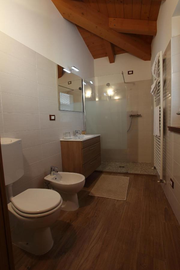 Al Posto Giusto Hotell Nimis Exteriör bild