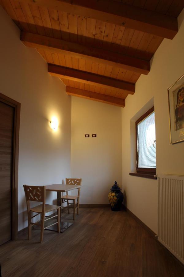 Al Posto Giusto Hotell Nimis Exteriör bild